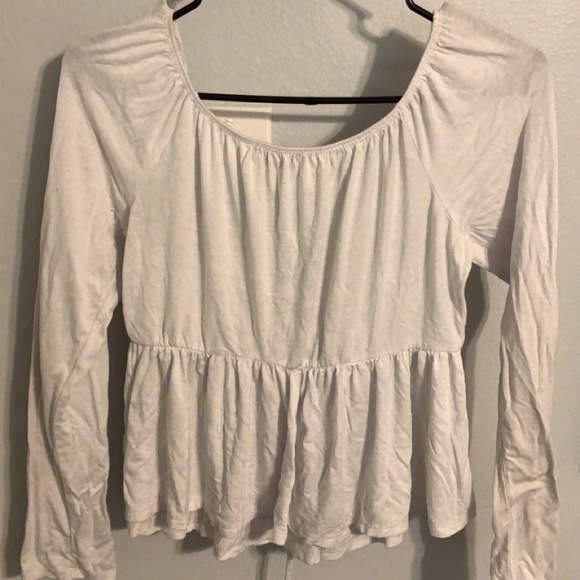 White long sleeve - Picture 2 of 2